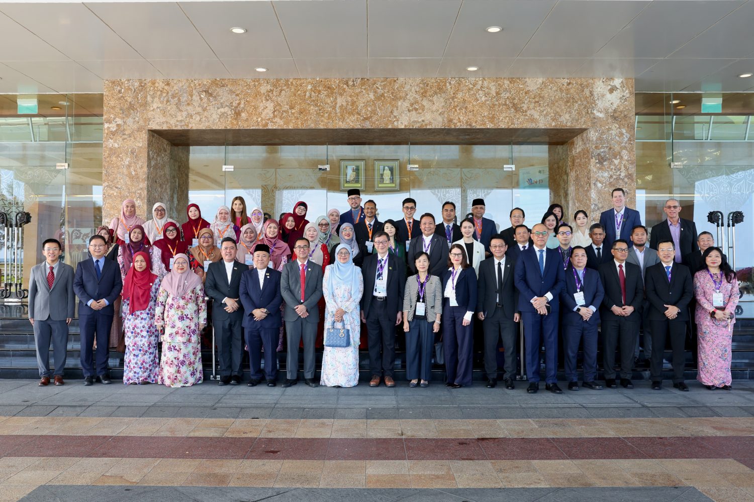 Nhà trường tham dự hội nghị quốc tế về phát triển giáo dục tại Brunei, mở rộng mạng lưới hợp tác nghiên cứu đa phương