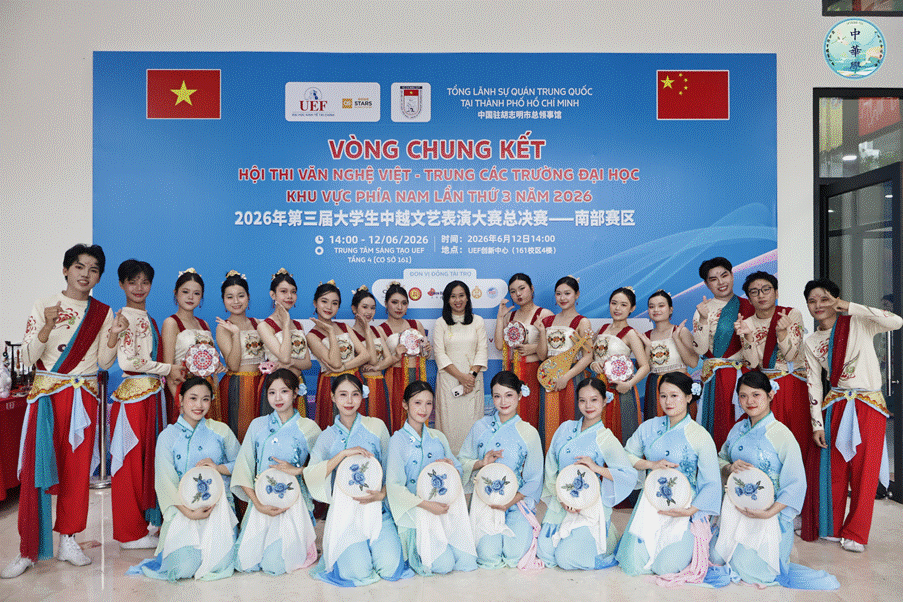 TRƯỜNG ĐẠI HỌC KHXH&NV GIÀNH GIẢI NHẤT TOÀN ĐOÀN, SINH VIÊN CHUYÊN NGÀNH TRUNG QUỐC HỌC ĐẠT THÀNH TÍCH ẤN TƯỢNG TẠI HỘI THI VĂN NGHỆ VIỆT - TRUNG 2026