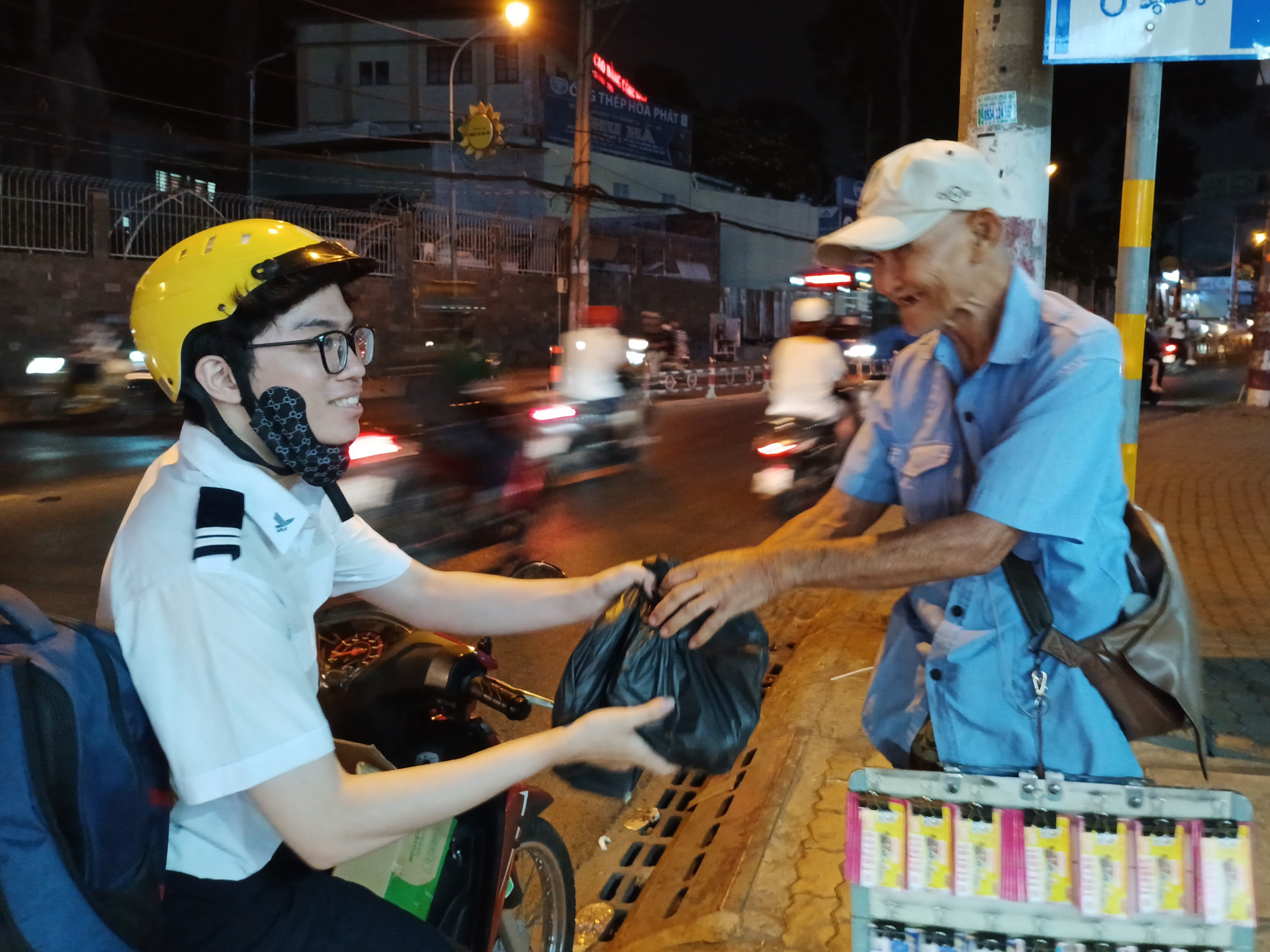 Chương trình Đêm Tình nguyện
