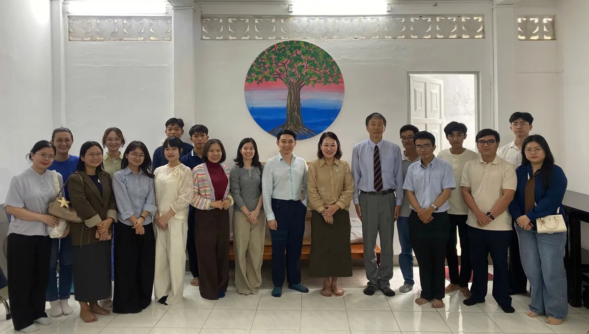 HỌC VIÊN CAO HỌC NGÀNH CHÂU Á HỌC VÀ LỊCH SỬ ĐẢNG CỘNG SẢN VIỆT NAM KIẾN TẬP TẠI CÁC CƠ SỞ TÔN GIÁO – TÍN NGƯỠNG Ở TP. HỒ CHÍ MINH